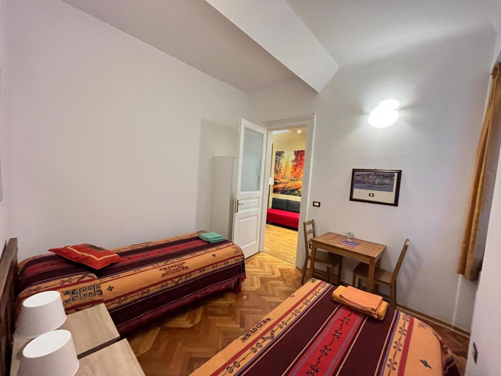 Casa Vacanze Desiderio Trieste Bagian luar foto